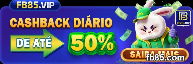 Usuário acessando app de jogos em smartphone seguro